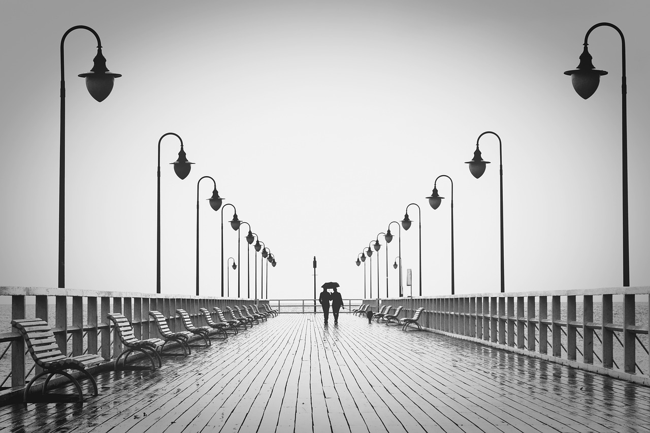 couple, boardwalk, silhouettes